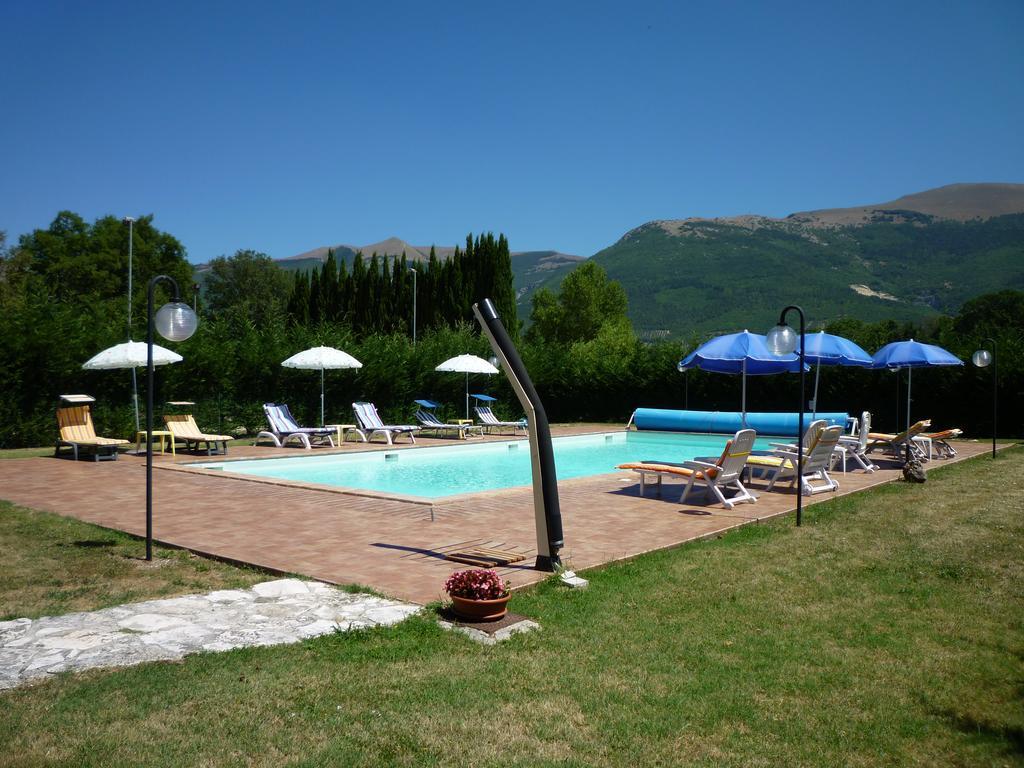 Tadinum Romana Gualdo Tadino Buitenkant foto