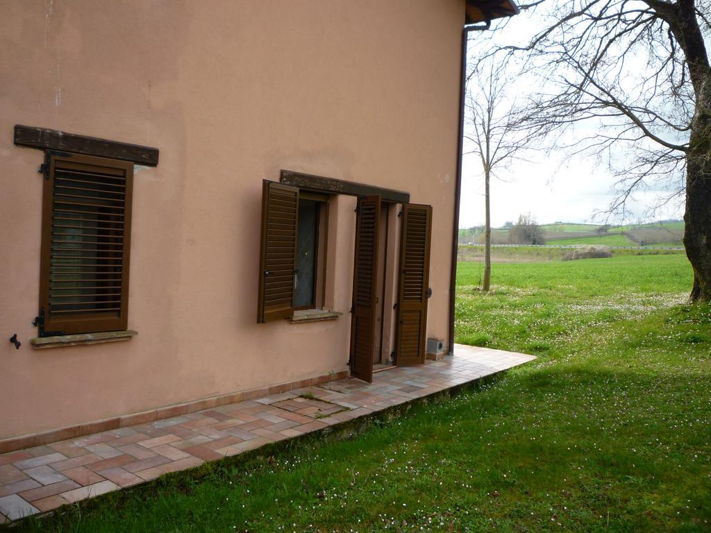 Tadinum Romana Gualdo Tadino Buitenkant foto